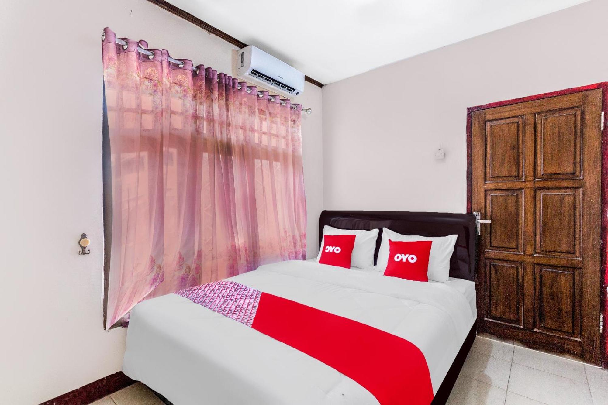 Oyo 1837 Telone Bungalow Palebah Luaran gambar