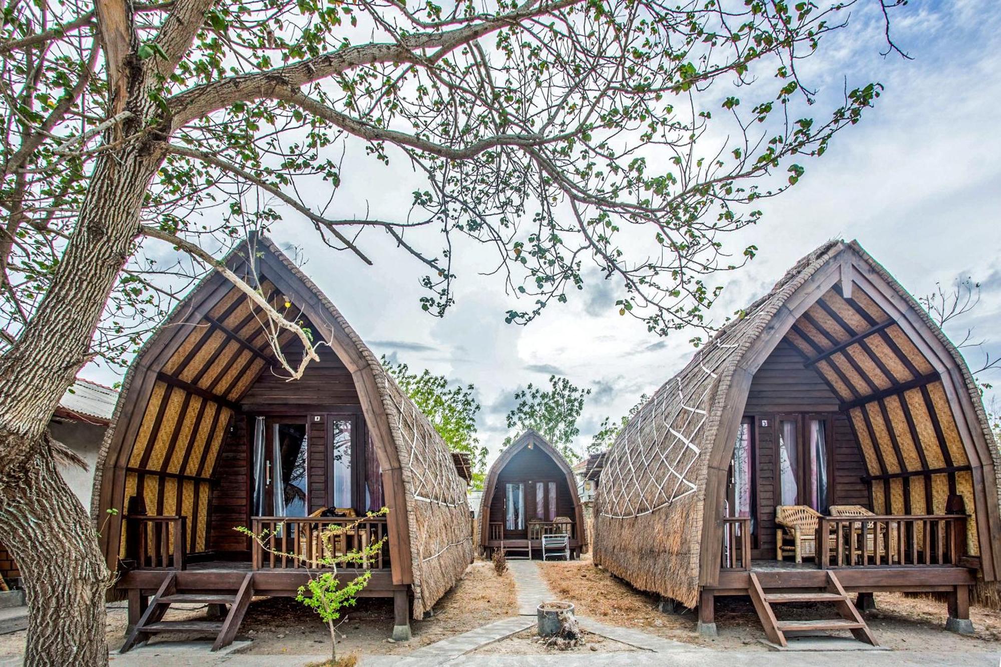 Oyo 1837 Telone Bungalow Palebah Luaran gambar
