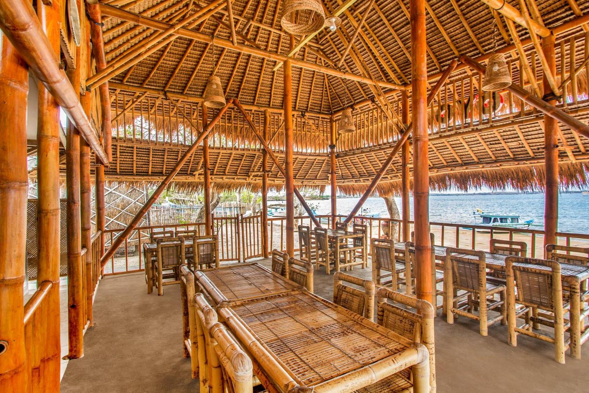 Oyo 1837 Telone Bungalow Palebah Luaran gambar
