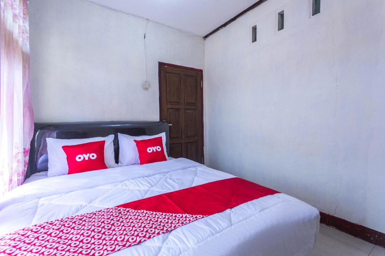 Oyo 1837 Telone Bungalow Palebah Luaran gambar